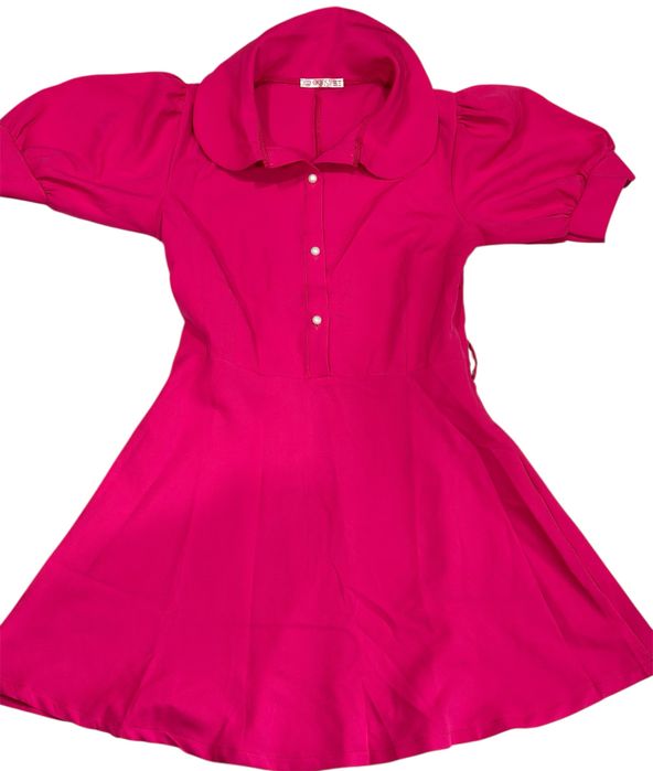 Розова рокля с коланче