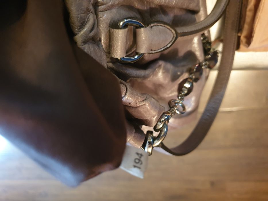 Оригинална чанта от естествена кожа Miu Miu by Prada