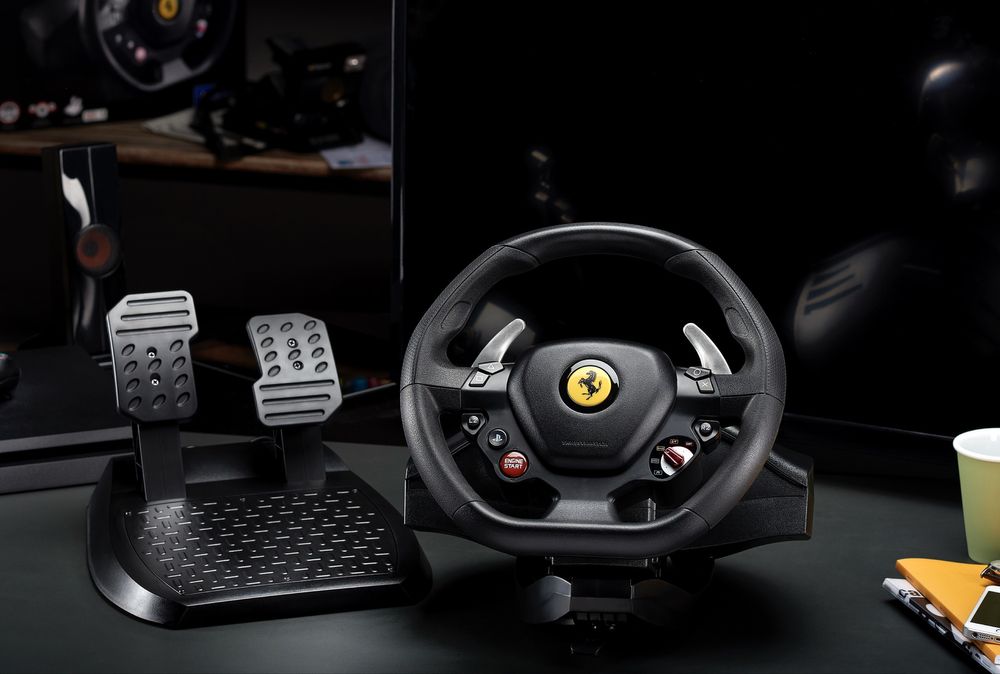 Ferrari 488 GTB Edition Thrustmaster Игровой руль Ferrari.