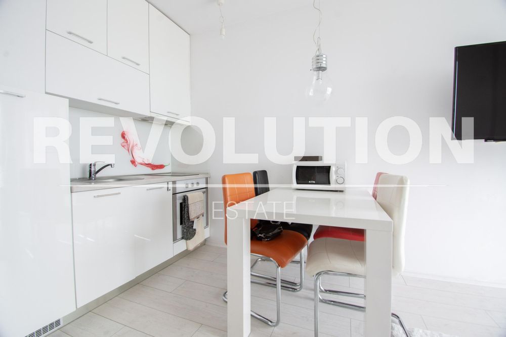 Дава се под наем Двустаен апартамент в София, Кръстова вада - 52 кв.м за 650 € - Снимка #3