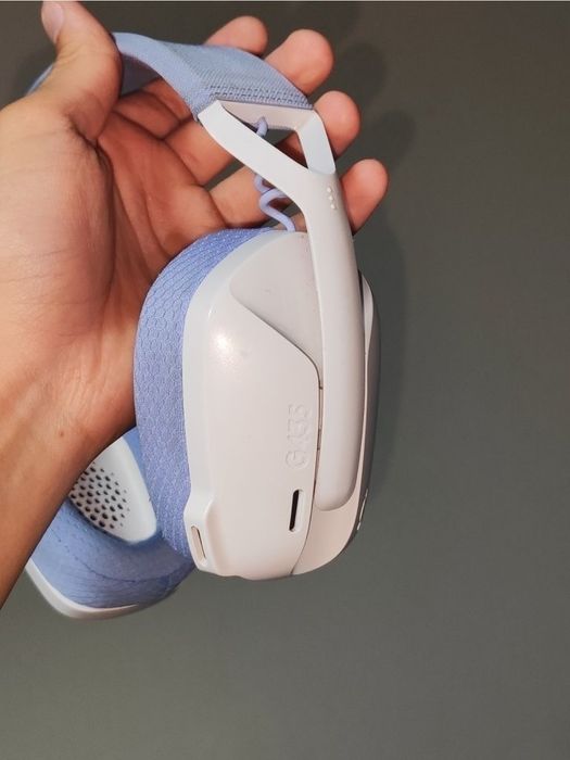 Наушники Logitech g435