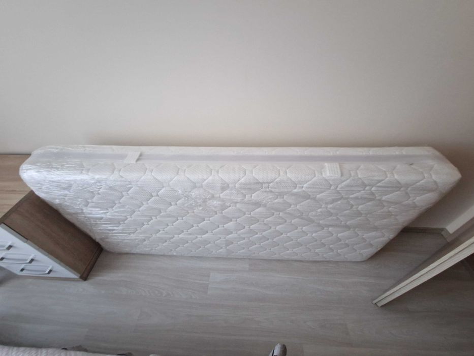 Матрак Jysk Gold F95 90x200 двулицев