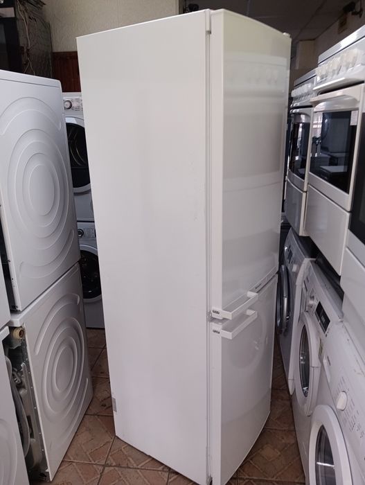 Комбиниран хладилник с фризер Миеле Miele с 2 години гаранция!