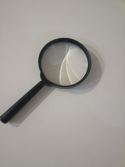 Лупа новая продам