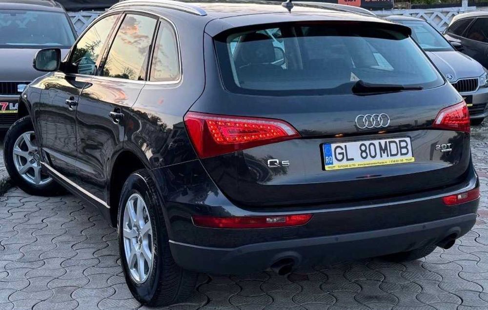 AUDI Q5  2,0 TFSI Quattro S tronic