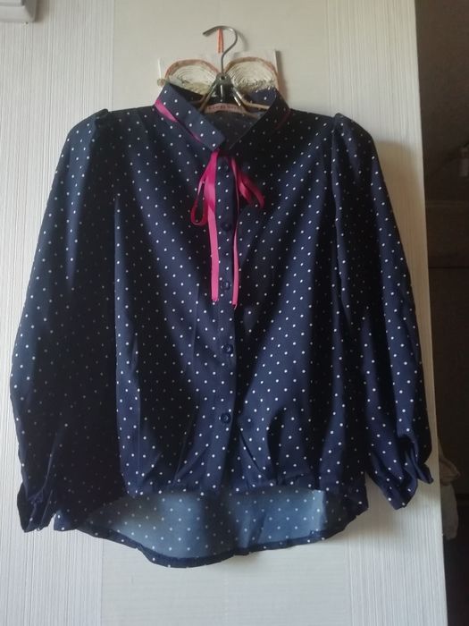 Продам блузку новая