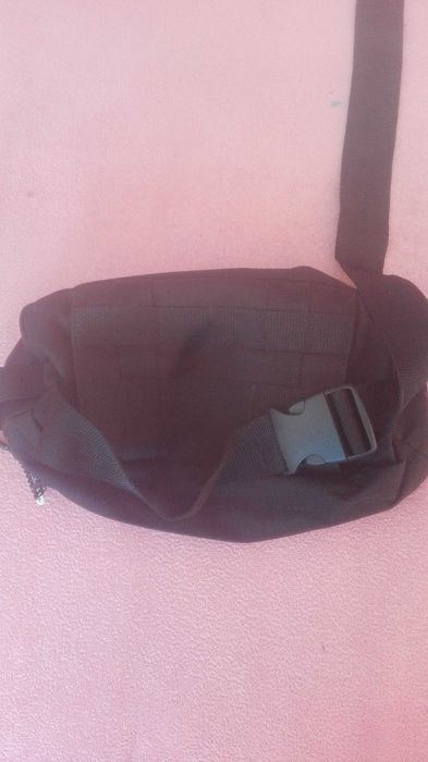 Borsetă piele neagră Pull & Bear original