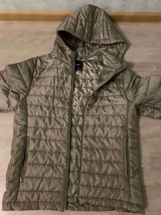 продам куртку мужская