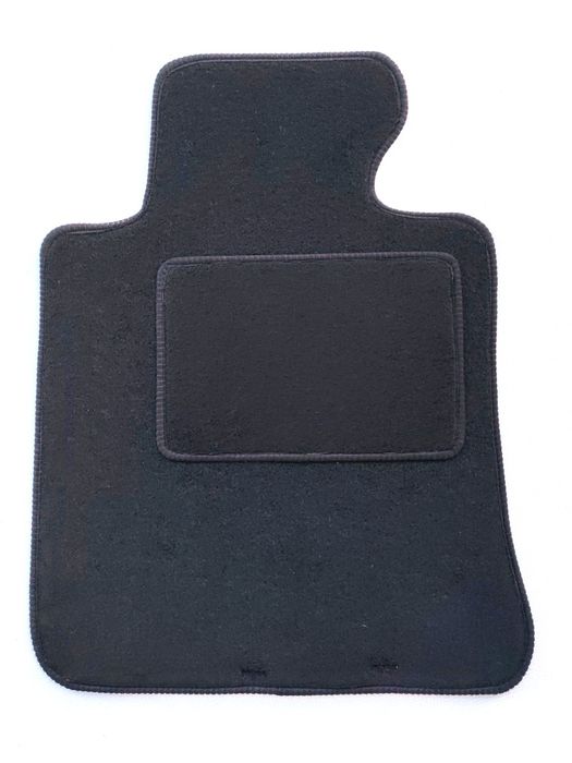 Covorase mocheta BMW F30 Covorase mocheta BMW F 30