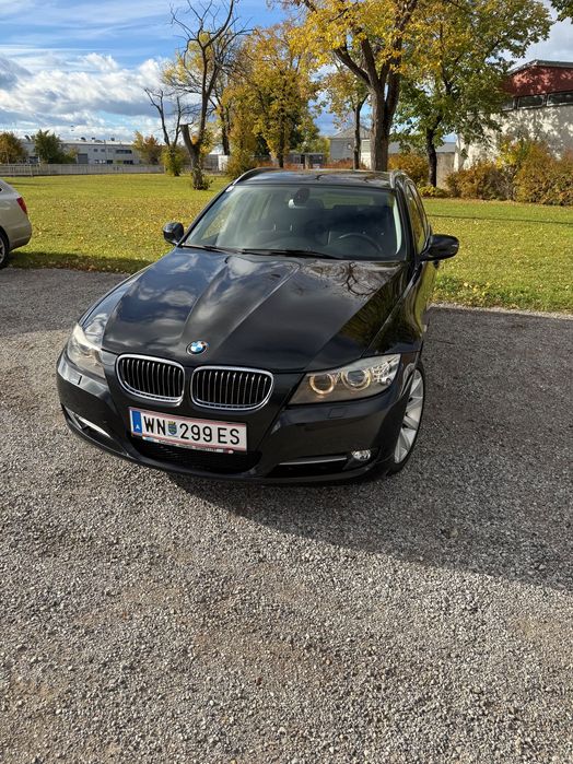 BMW E91 316d Lifestyle Edition Pachet M interior