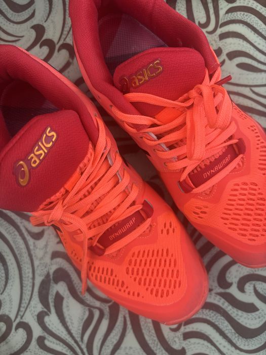Кроссовки Asics 37 размер.