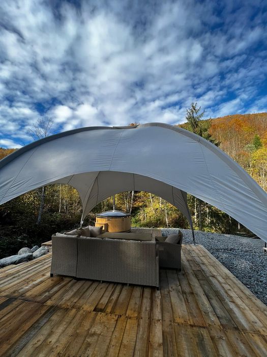 Cabana DRĂGANA pe Valea Drăganului cu ciubăr și acces la rîu!