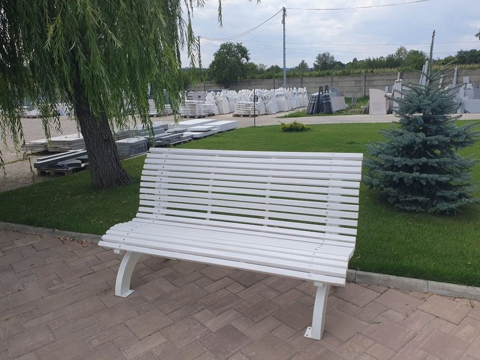 De vânzare bănci diferite modele