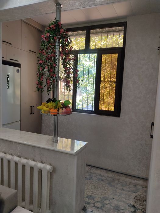 Chilonzor 20Kv da dom sotiladi