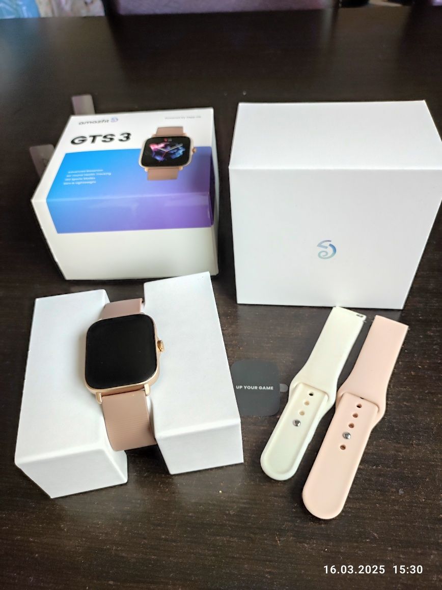 Часовник Amazfit GTS 3