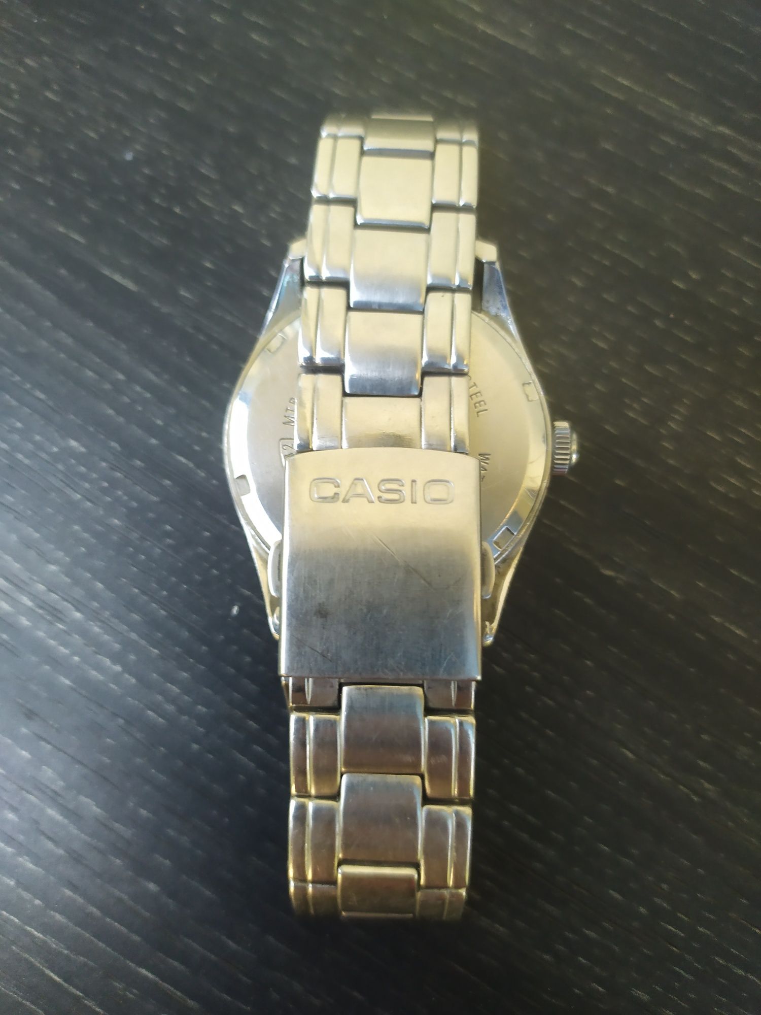 Ръчен часовник Casio