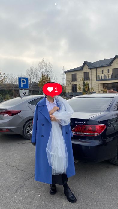 Продается пальто Loreta.