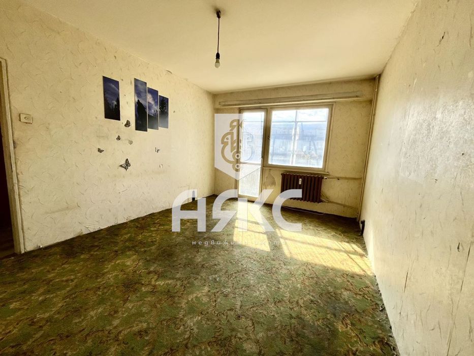 Двустаен апартамент в кв. Борово