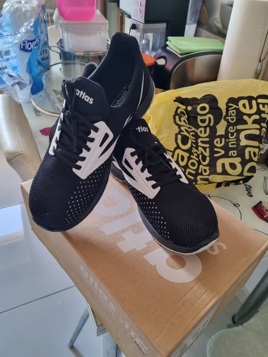 Pantofii construcții  Atlas Runner