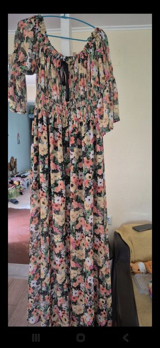 Rochie superba cu flori