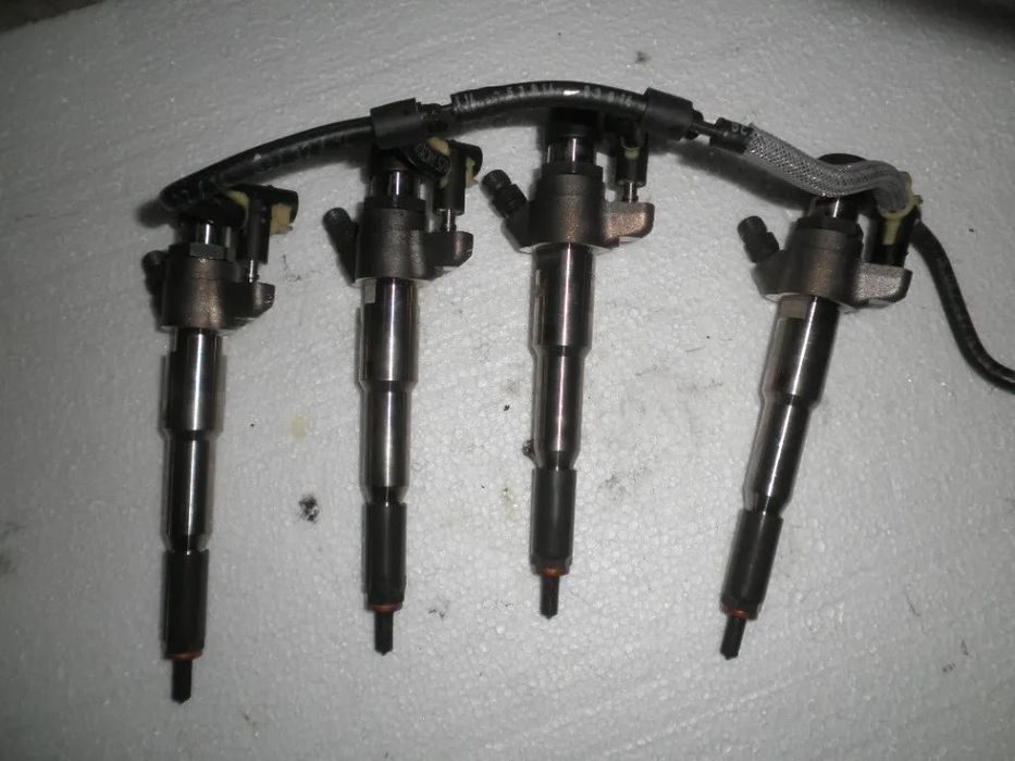 Injectoare Renault Master 2.3 DCI , Opel Movano 2.3 CDTI 166000372R