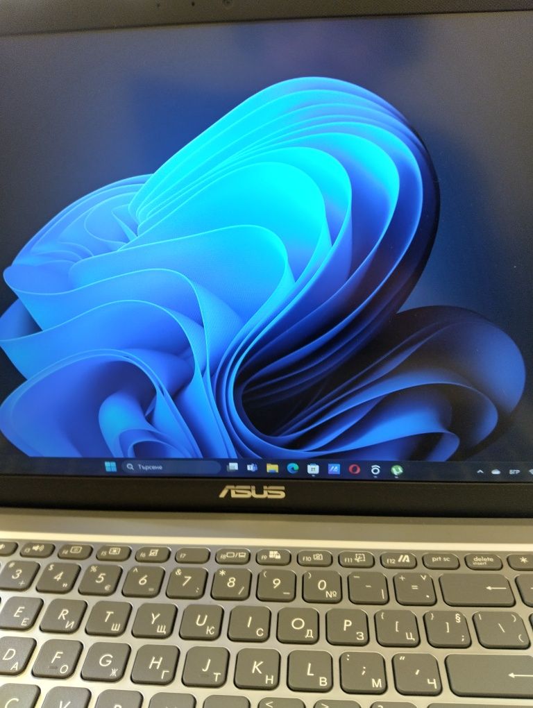 Лаптоп Asus15 X515EA