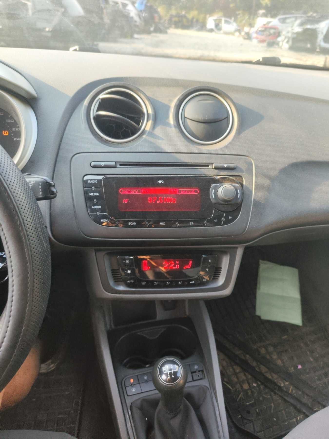Seat Ibiza 2011г на части 1.2 tdi