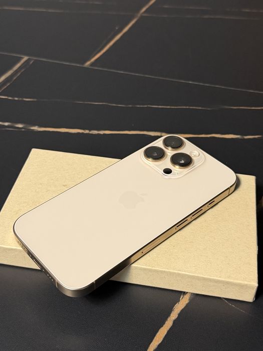 Iphone 16 pro Desert Titanium impecabil