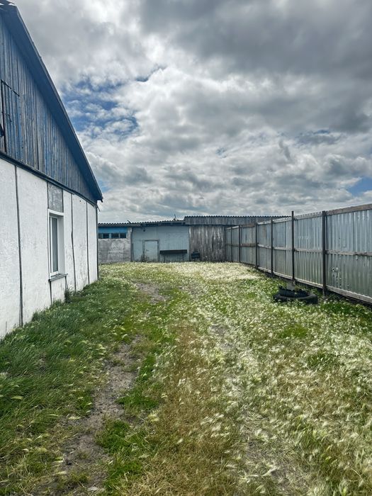 Продам дом и все остальное вместе  , есть торг