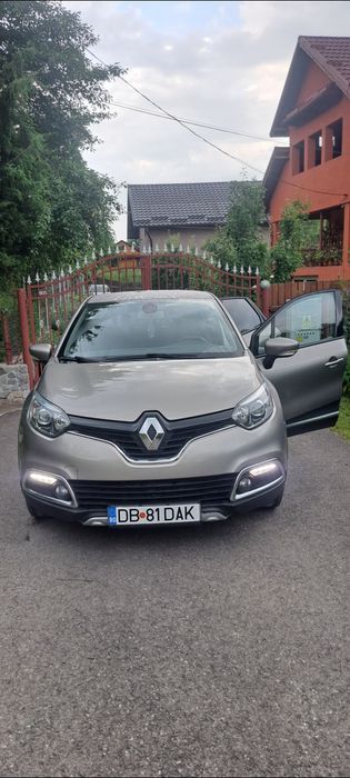 Vând Renault captur