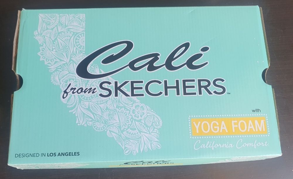 Ghete Sckechers nr.38 / nou