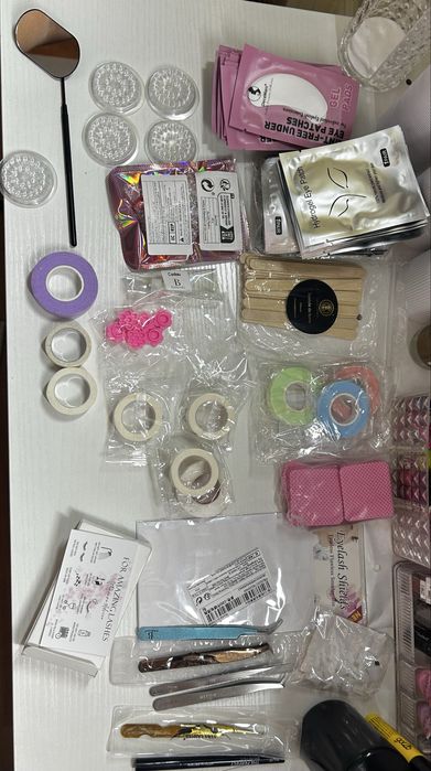 Vand set complet pentru extensii de gene