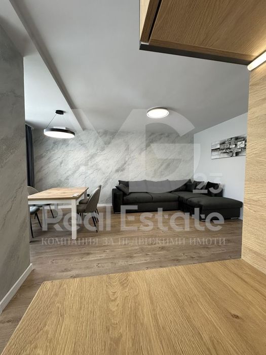 Дава се под наем Двустаен апартамент в Пловдив, Кючук Париж - 70 кв.м за 459 € - Снимка #3