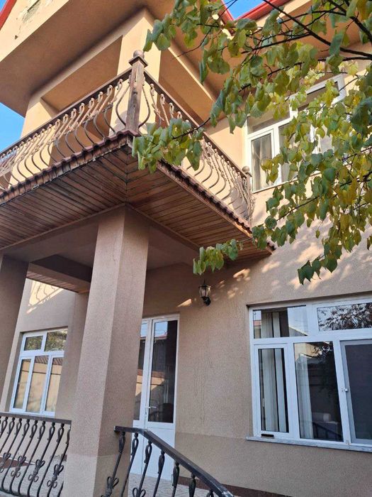 №3668. Уй Сотилади !!!