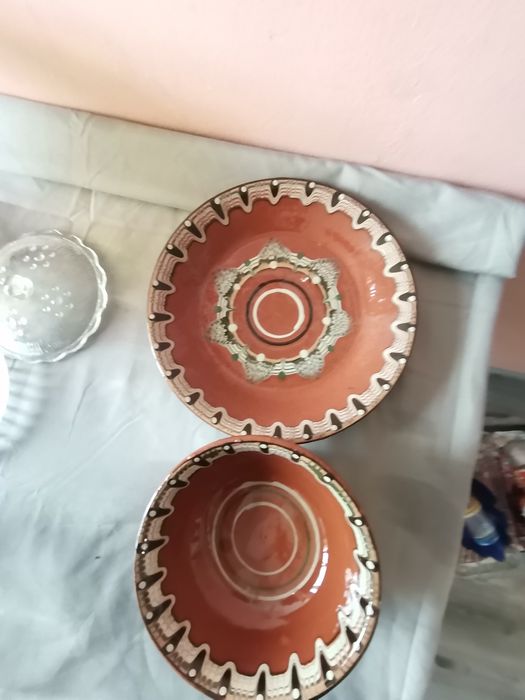 Глинени съдове за хранене