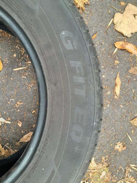 Vând doua anvelope Laufenn