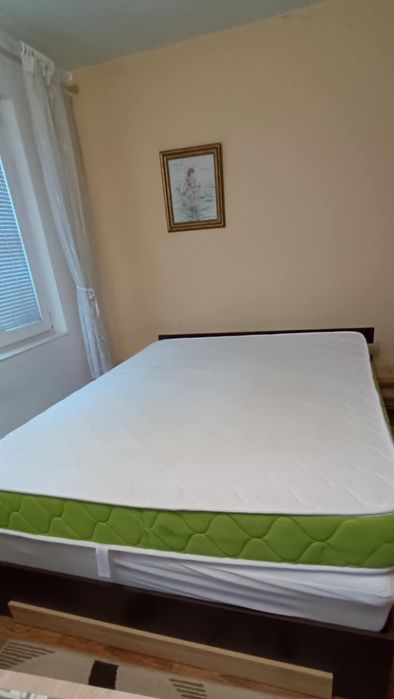 Матрак двулицев с подматрачна рамка 300 лв