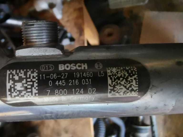 Rampa injectoare Bmw 7800124 Bosch 0445216031