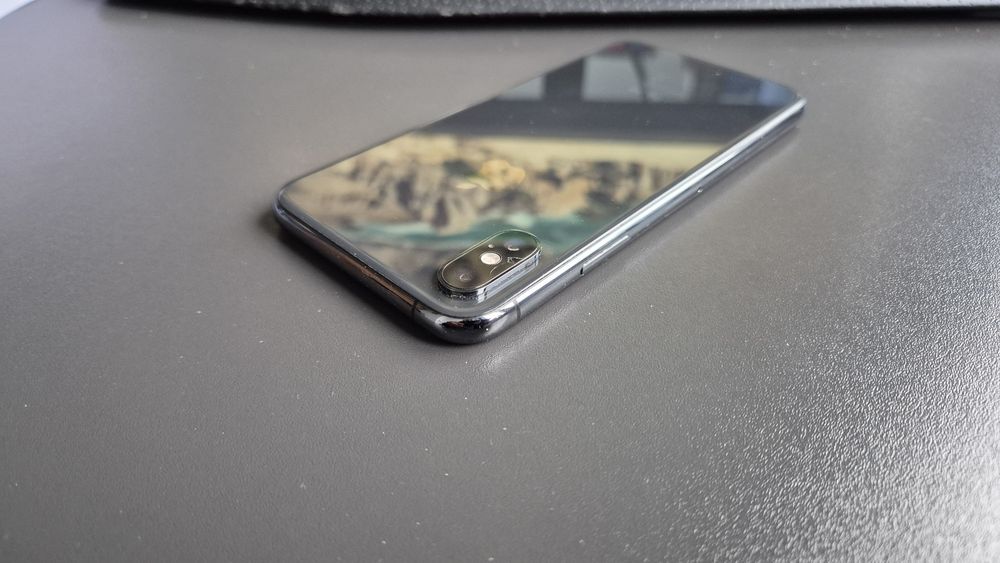 iPhone XS defect