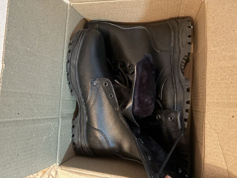 Берцы зимние ,и ботинки зимние