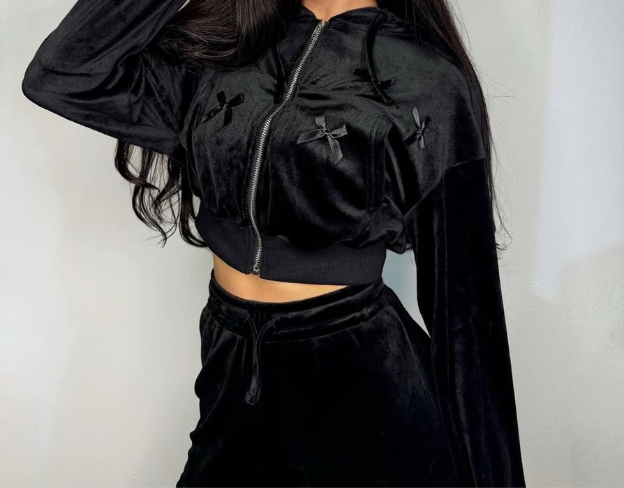 Нови комплекти циклама и черен