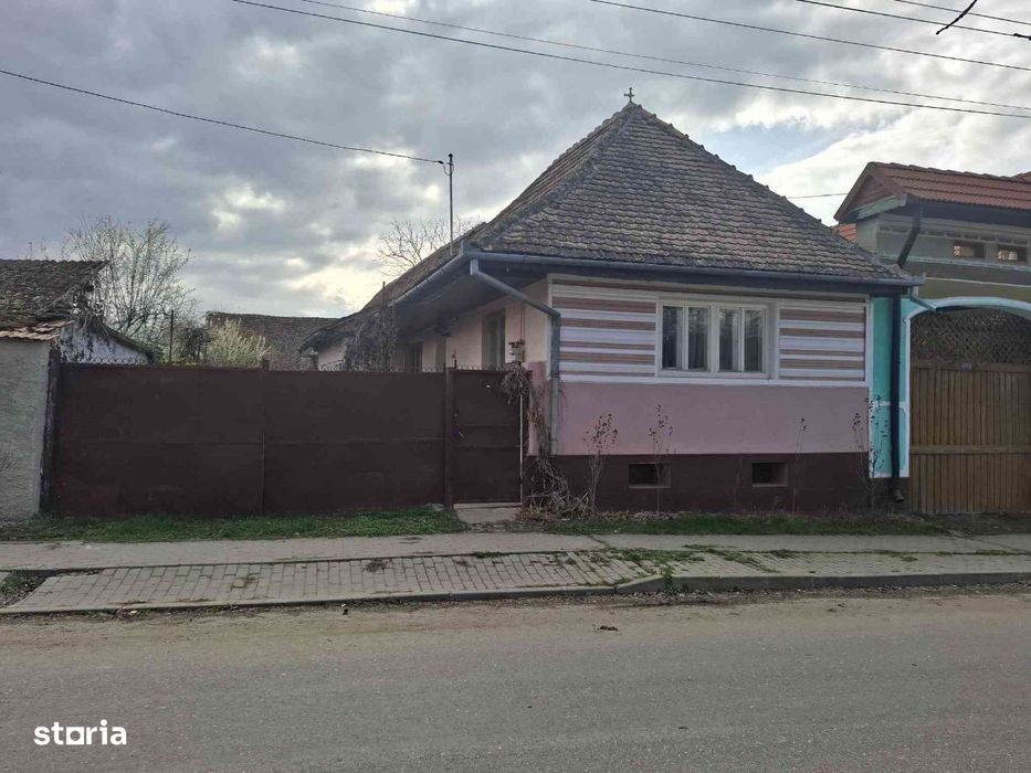 Casă toate utilitățile în Părău, jud. Brașov