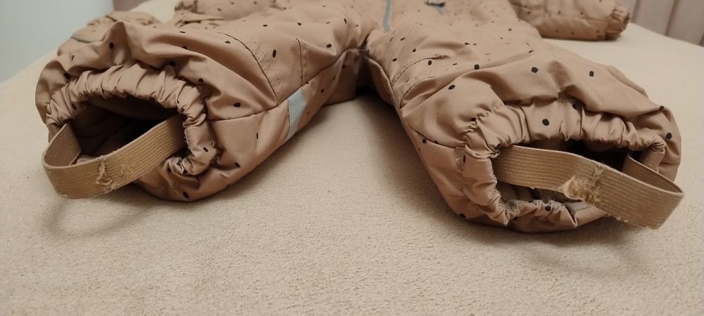 Costum-salopeta hidrofug 12-18 luni