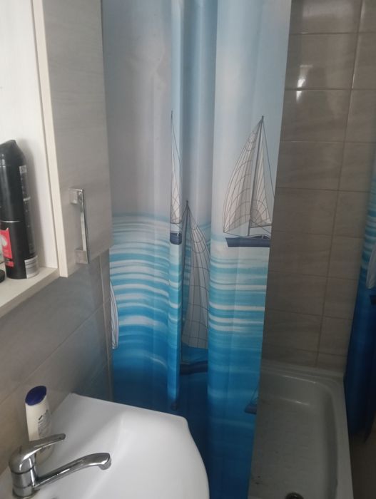 Garsoniera de vânzare