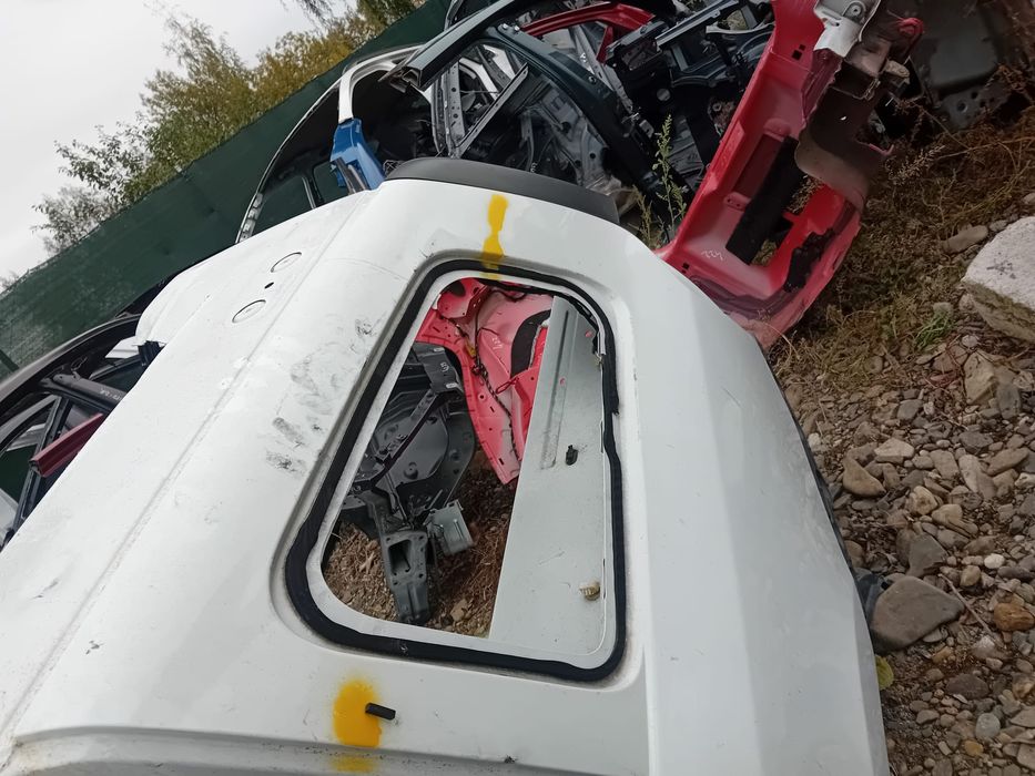 aripa stanga spate dacia logan mcv - motorina 2015