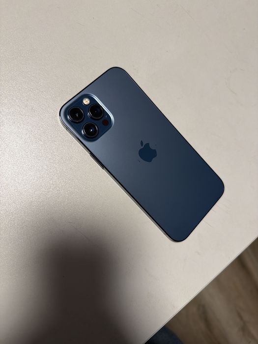 Vand iphone 12 pro max 256 GB,