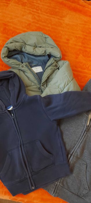 Оригинално детско яке Zara + подарък два суитчъра HM 3-4 години