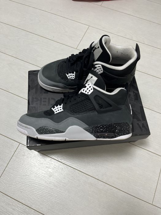 Jordan 4 Fear | 44 originali
