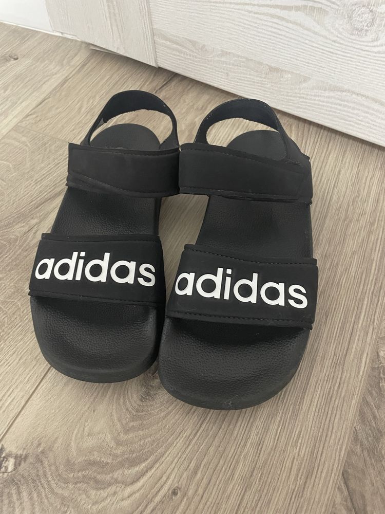 Sandale Adidas nr 34