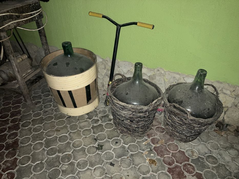 Demigeana 50l si doua 25l